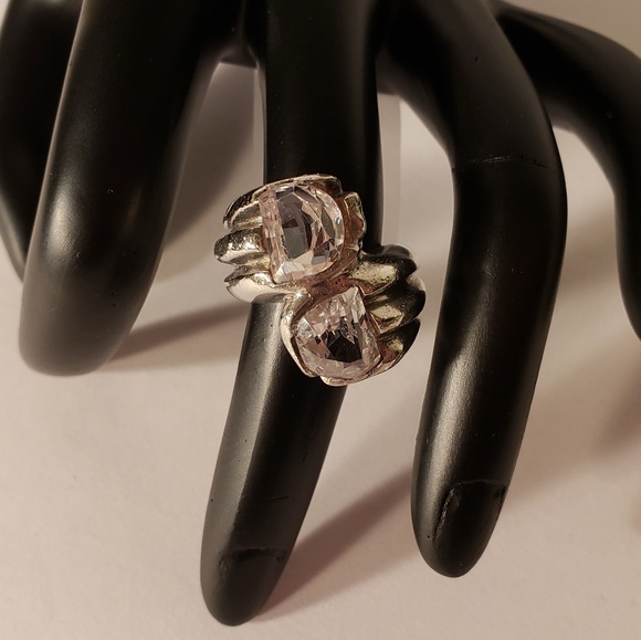 Vintage 1970s Trendy Style CZ Sterling Silver Ring - Picture 4 of 8